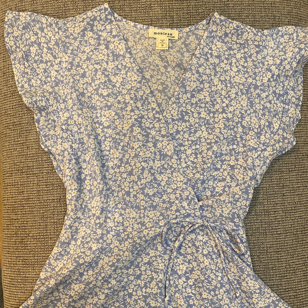 Monteau Blue Daisy Blouse